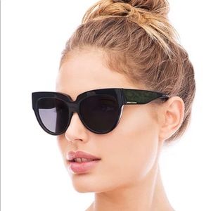 Mikoh Lax black polarized oversized sunglasses